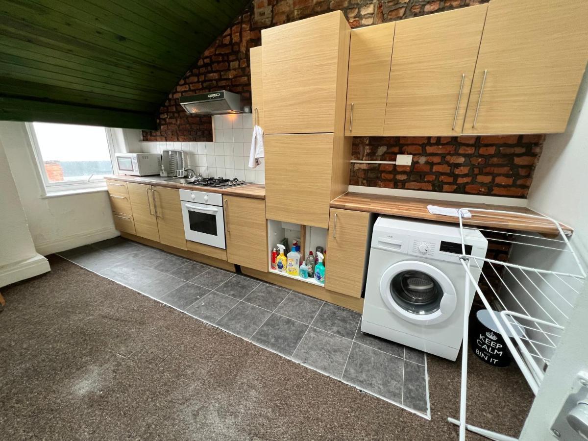 Stanley Street Apartments Престън Екстериор снимка